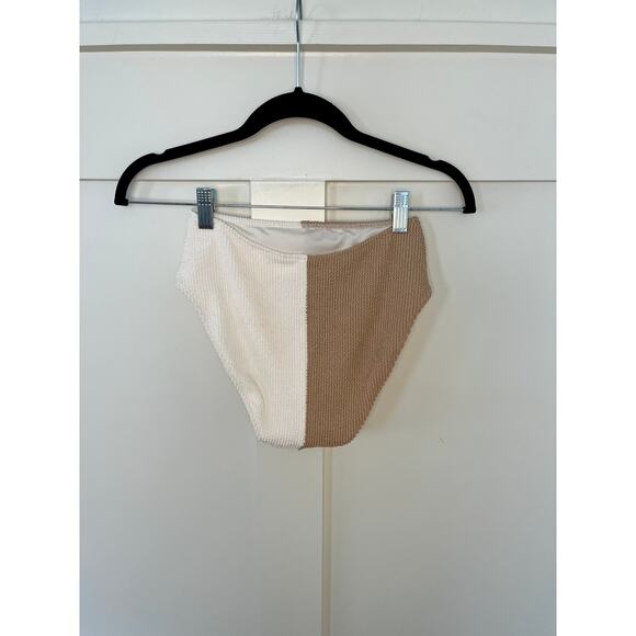 Show Me Your Mumu Sail Bikini Bottom in Vanilla Latte Scrunch Size Small - Picture 3 of 4